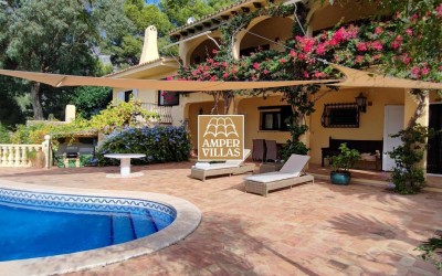 Magnificent villa with beautiful views and privacy in Sierra  Altea Golf.